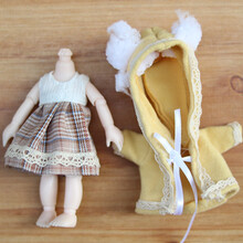 小娃娃衣服 通用6寸16/17厘米8分12分ob11娃衣小号萝莉娃娃裙子BJD关节娃服饰 连衣裙+厚款长袖外套 适合17厘米以下的娃娃穿
