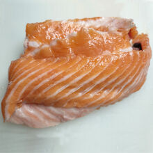 顺丰速运 挪威新鲜现杀急冻鱼头鱼尾鱼排鱼鳍碎肉鱼皮等三文鱼边角料 5条鱼骨排(5斤左右)