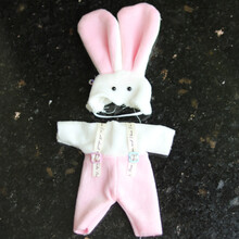 小娃娃衣服 通用6寸16/17厘米8分12分ob11娃衣小号萝莉娃娃裙子BJD关节娃服饰 毛妮兔耳朵帽子和粉红裤 适合17厘米以下的娃娃穿