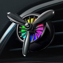 车载香水汽车内饰品空调出风口小风扇旋转车上装饰品香薰持久清香 炫彩黑【带灯】 桂花【香片5个】