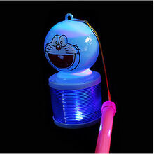 新款网红儿童卡通手提发光彩虹圈 小灯笼小孩玩具 灯笼灯 丁当猫灯笼（配电池-颜色随机） 1个