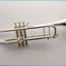 全新美国巴哈小号乐器三音号降B调小号演奏省力高音好吹初学演奏表演定制款 巴哈演奏镀金型