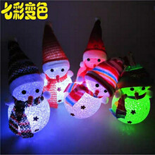 儿童广场玩具摆摊户外大型地摊发光玩具套圈圈七彩led小夜灯批发 儿童礼品夜市广场 粒子雪人十个装