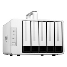 铁威马（TERRA MASTER）D5-330 五盘位磁盘阵列硬盘柜 影视非编存储 雷电3 非网络存储 +西数企业级14T*5