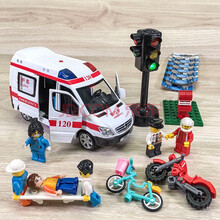 儿童小孩玩具救护车玩具汽车模型120仿真合金车模型110警车男孩儿童玩具车模型男孩 A款 6人偶 担架 30电池 红绿灯 自行车摩托车