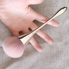 10支化妆刷套装脸部眼影刷初学者彩妆刷柔软 蛮腰大散粉刷. 划算