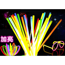 荧光棒100支七彩夜发光手环一次性儿童玩具演唱会晚会道具银光棒 6色混搭/300支(手环接头)