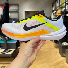耐克（NIKE）男鞋跑步鞋2025春季新款运动鞋WINFLO缓震透气慢跑鞋 DV4022-101白黑荧光黄 42.5