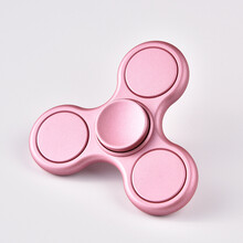 手指手转解压神器男孩旋转儿童指间减压玩具 指尖陀螺 粉色(磨砂质感)