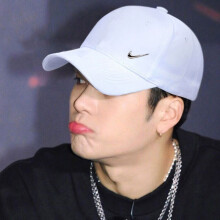 耐克（NIKE）男帽女帽新款时尚运动帽子休闲防晒遮阳鸭舌帽情侣棒球帽 943092-100/金属小银勾 以专柜实物为准