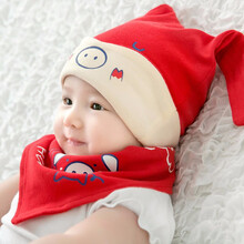 胖挪挪 宝宝帽子围嘴2件套秋冬款新生婴儿帽子0-8个月睡眠帽三角巾口水巾套装胎帽全棉 睡觉猪棉帽三角巾套红色