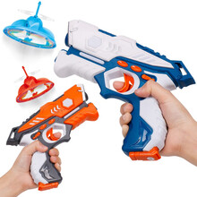 儿童玩具枪CS对战ufo飞行器红外线感应电动连发声光枪绝地求生吃鸡3-5岁六一儿童节礼物 双枪对战版【白色枪+橙色枪+2个飞碟】新款飞碟版