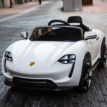 儿童电动车汽车四轮遥控玩具车可坐人1-3岁4-5小孩带摇摆宝宝童车 低配：白色双驱 塑料座+无摇摆