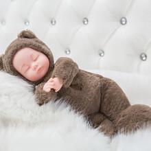 智能仿真娃娃玩具婴儿毛绒音乐娃娃会说话软胶安抚陪睡洋娃娃会唱歌睡眠娃娃女孩宝宝儿童玩具 灰棕毛绒熊 35厘米【无声版】