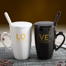 贝瑟斯 情人节礼物送女友陶瓷马克杯2个装 创意时尚情侣对杯水杯 带盖带勺咖啡牛奶杯子情侣杯子一对陶瓷带盖