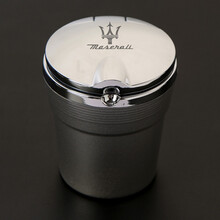 适用于玛莎拉蒂Ghibli总裁Levante车载烟灰缸带LED灯带盖金属汽车专用烟灰缸 玛莎拉蒂/银色