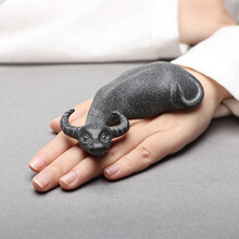 忆仟堂手工乌金石茶宠雕塑牛气冲天摆件茶具配件精品可养牛宠饰品 祥牛纳福