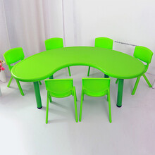 乐林源 幼儿园专用桌弯型桌月亮桌 塑料游乐桌椅组合 儿童桌子学习升降桌 绿色一桌六椅（实物颜色偏深）