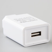 电动车USB手机充电器48V60V72V电瓶车充电器转换头 白色一个USB插口