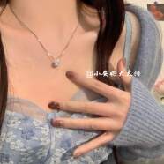 伊灿超闪方形锆石吊坠项链女2025年新款爆款ins时尚小众设计感锁骨链 方块水钻项链女金色