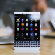 黑莓（BlackBerry）Passport Q30护照二代全键盘4G手机 / DTEK50 黑色 套餐一 32GB