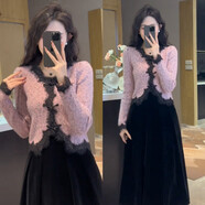 萧遇（XIAOYU）纯欲风针织衫女2024秋冬新款气质拼接蕾丝毛衣连衣裙套装 粉色毛衣+黑色半身裙 M (建议：95-105斤)