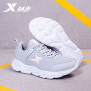 特步女鞋冬季新款简约舒适休闲跑鞋冬季加绒保暖御寒黑色皮面运动鞋女 皮面加绒款-0032浅灰 40