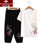俞兆林（YUZHAOLIN）妈妈夏装中老年大码女装民族风刺绣短袖T恤衫女奶奶套装短袖上衣 1881-白色套装 XL(建议80-100斤)