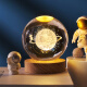 赟娅星空宇航员3D内雕白水晶球发光底座小夜灯创意玻璃球小摆件男女生 太空漫步6cm+暖光底座