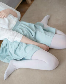 白色女裤袜