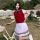【女】红色T恤+白色裤裙