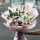 11朵百合花束加康乃馨