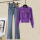 紫色毛衣+蓝色牛仔裤