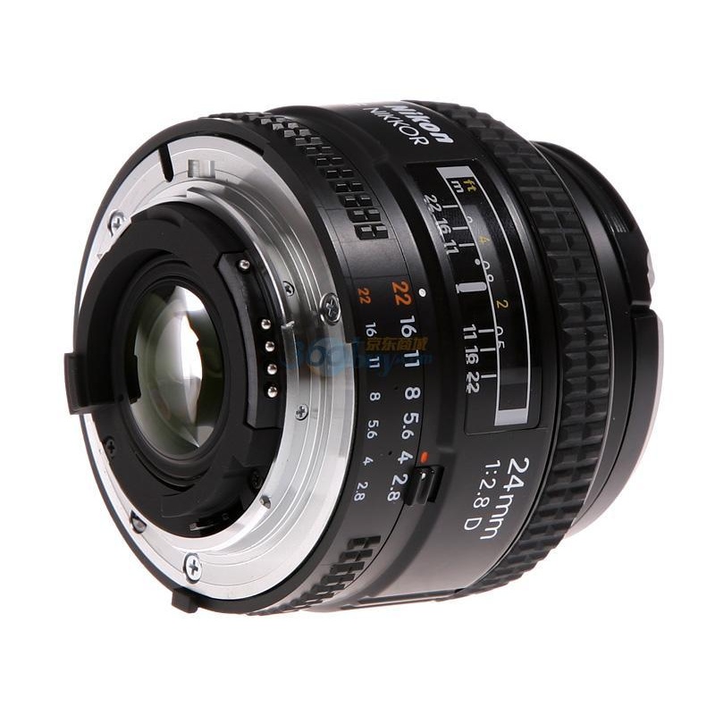 尼康AF 24mm f/2.8D镜头这款d7200能用吗，可以拍夜空星轨吗？