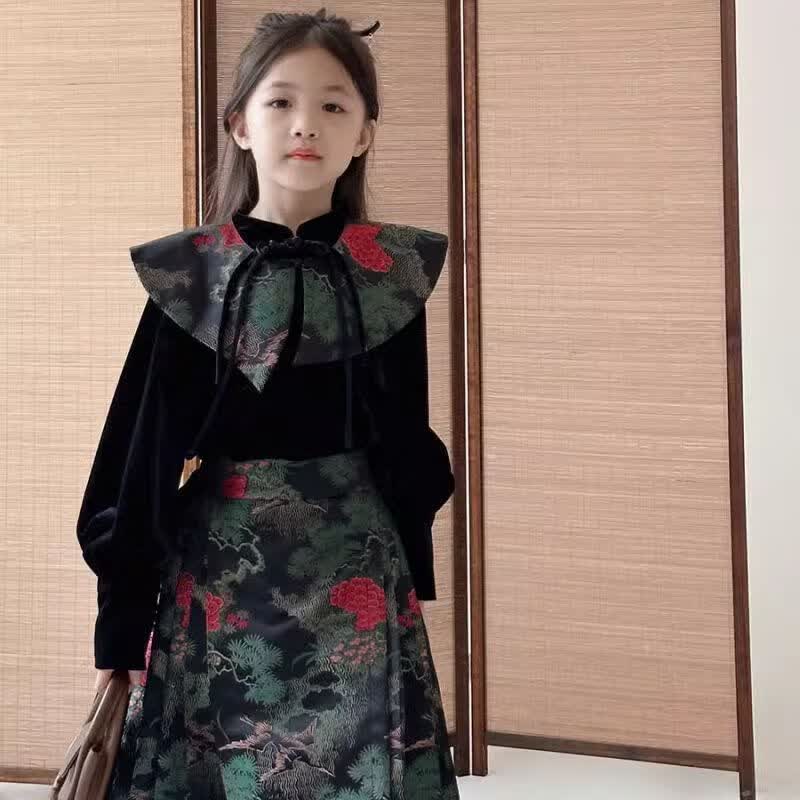 矢飒女童新中式改良马面裙套装儿童唐装旗袍裙子中大童秋季中国风汉服 儿童一套+云肩(高品质) 130属于什么档次？