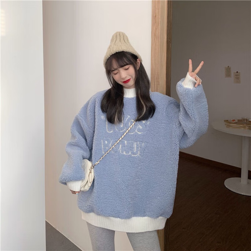 学生买高仿的衣服多吗现在(学生买高仿的衣服多吗)