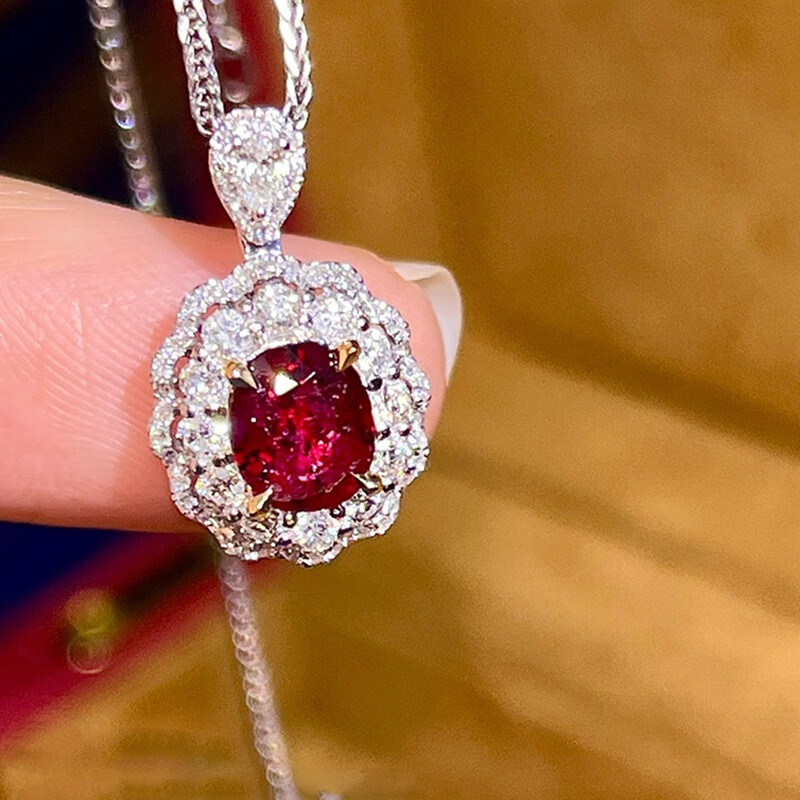 海洋经典 红宝石吊坠项链珠宝首饰锁骨链18k金镶钻 主石 0.95ct 重1.