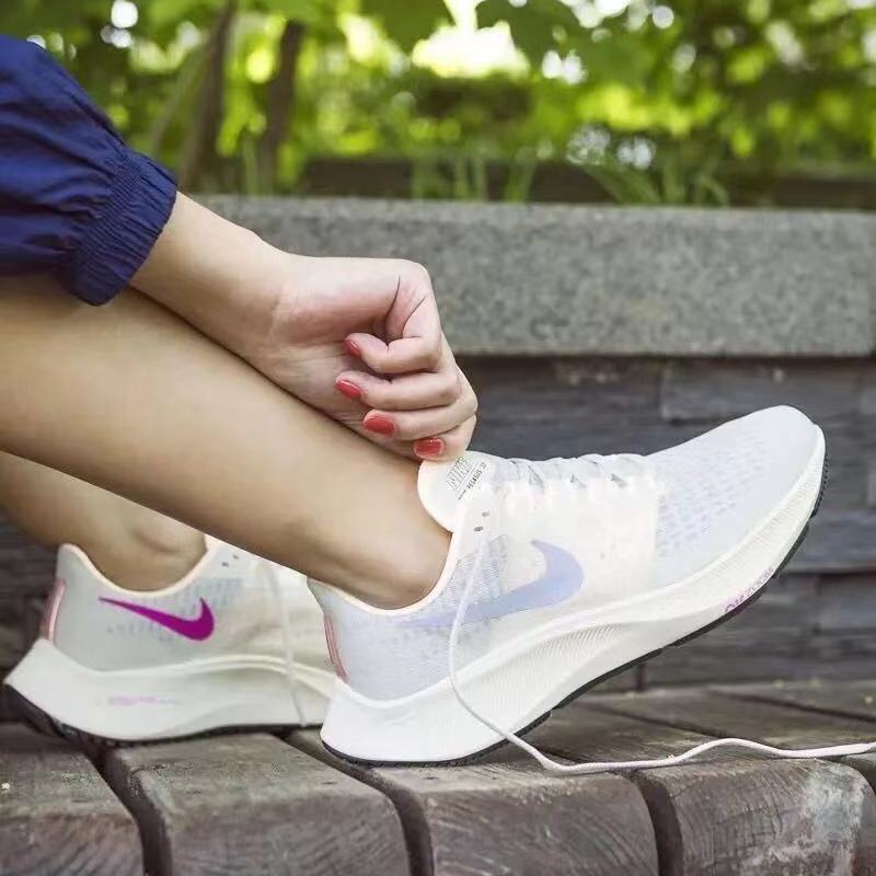 【官方旗舰店】飞马37代airzoompegasus35登月38彩虹鸳鸯白蓝跑步鞋