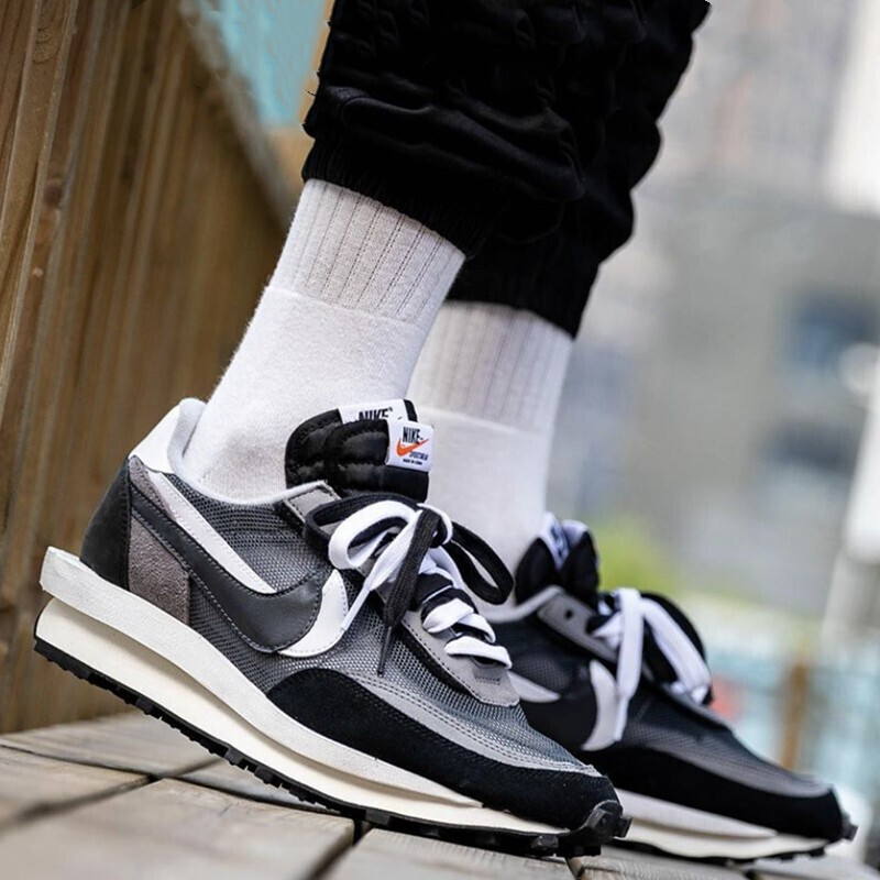 耐克(nike)男鞋女鞋sacai x nike ldv waffle联名解构运动鞋跑步鞋 bv