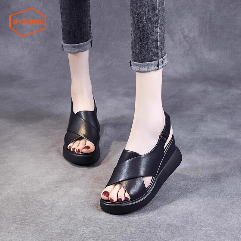 鞋柜达芙妮集团旗下坡跟凉鞋女断码夏季新款女鞋真皮高跟凉鞋舒适软底