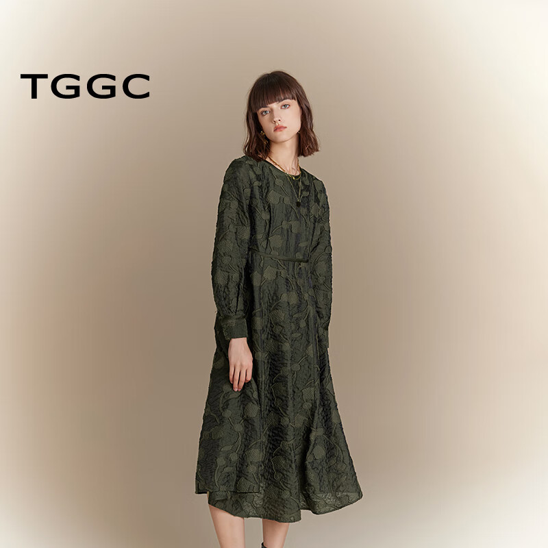 台绣台绣早秋连衣裙女长袖新款剪花肌理感洋气减龄商城同款f37159