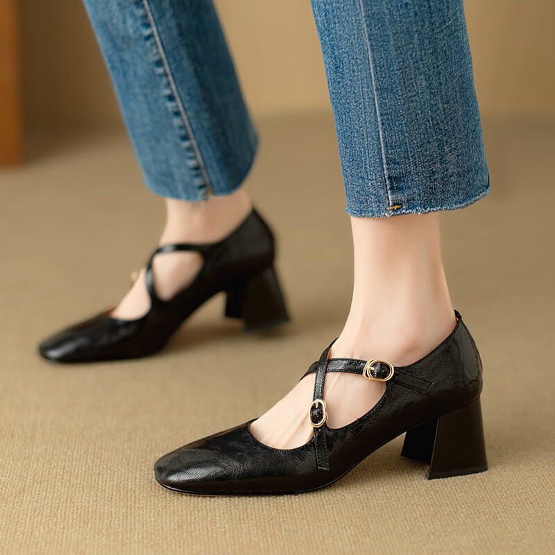 tata  glare她他(tata)交叉绑带单鞋女2024春夏新款复古玛丽珍鞋软皮