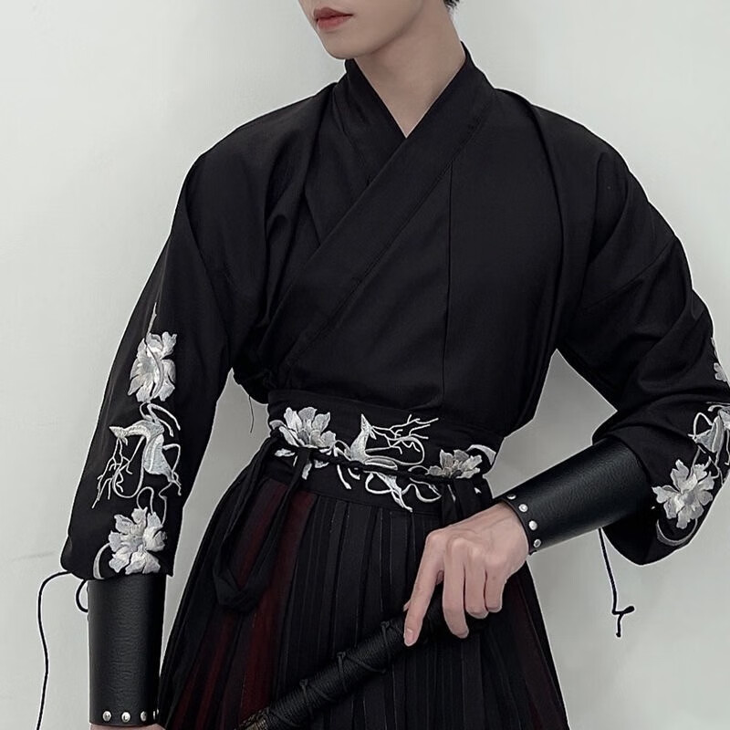川隼汉服成人男侠客书生古装女乌丝鹿锦衣卫唐装公子表演服套装班服 乌丝鹿 XL高性价比高么？