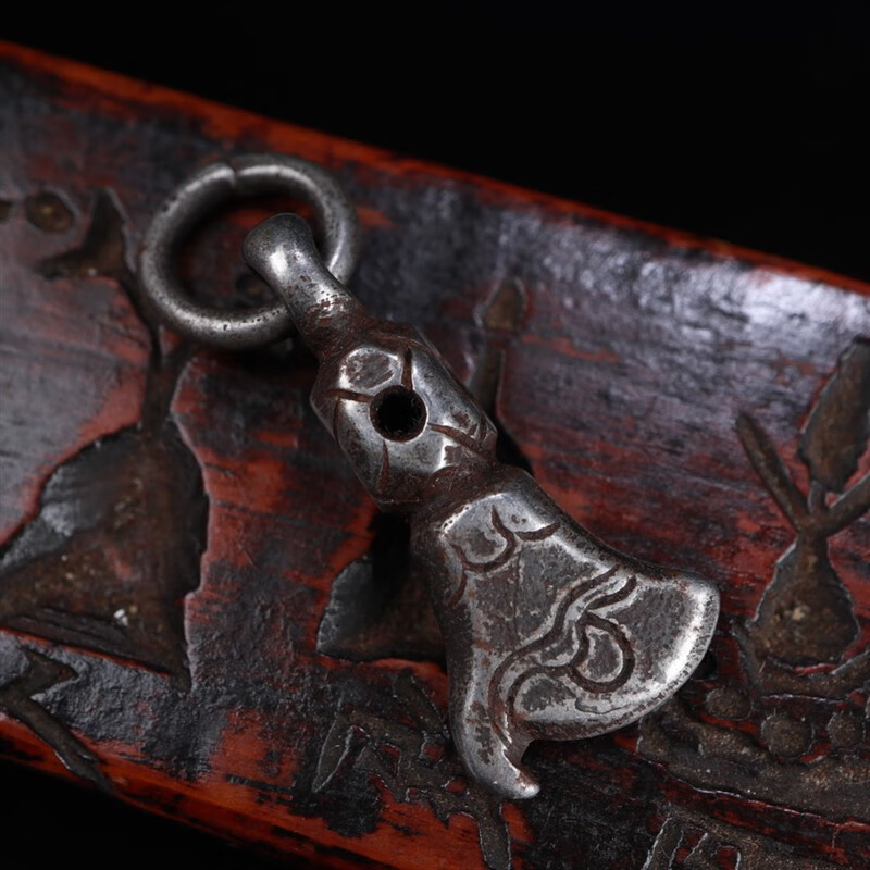 石俞记藏式天铁托甲手工錾刻制作金刚钺刀项链吊坠挂件寒铁藏金刚斧