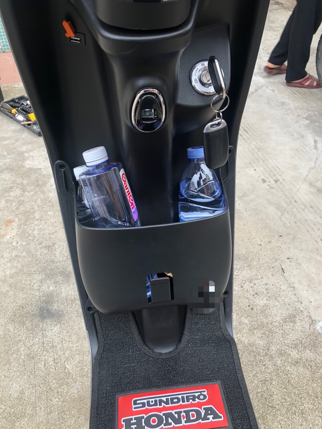 巨震适用新大洲本田s07电动车前置加大储物盒无需切割直上无损安装 前