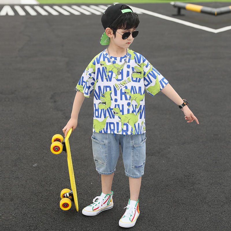 小男孩夏款恐龙衣服潮 绿色上衣 牛仔裤 夏季新品 时尚 110 适合身高1