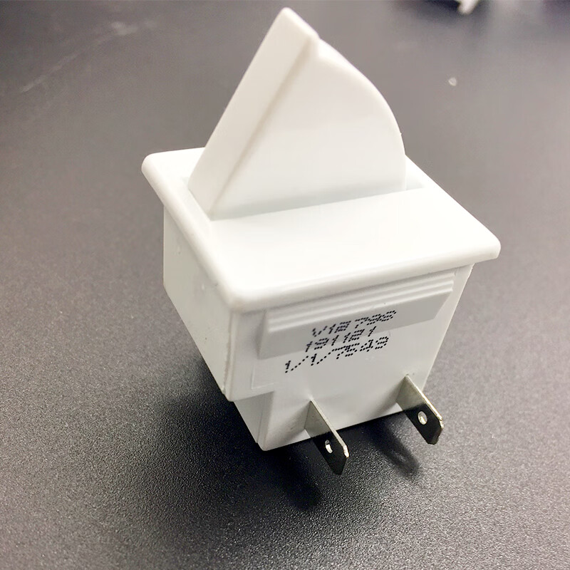 一个冰箱扇型灯开关一个