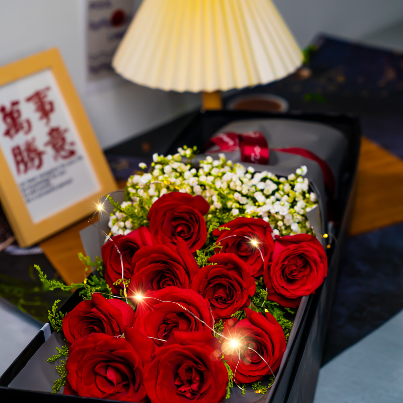 爱在此刻鲜花同城配送11朵玫瑰礼盒送女友礼物全国配送