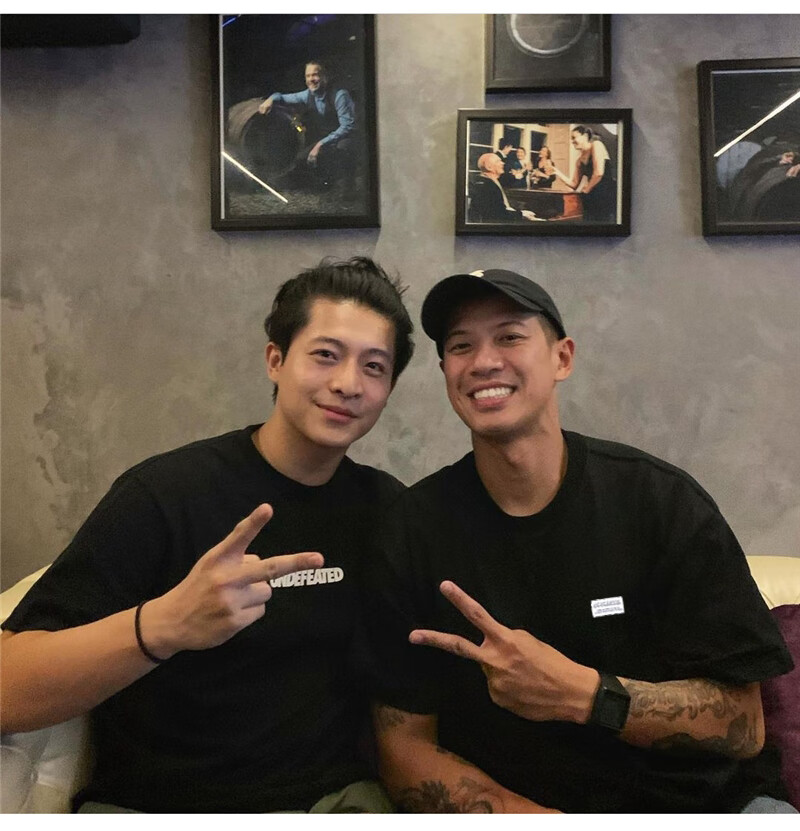 奥古虎王信凯同款余文乐短袖男潮牌潮流宽松百搭ins夏季休闲圆领t恤