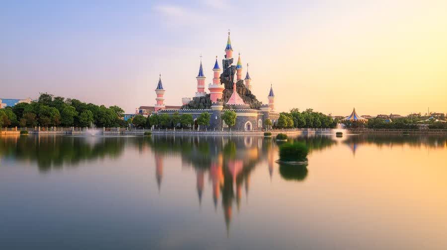 芜湖好玩的景点有芜湖方特欢乐世界马仁奇峰风景区森林方特水上乐园